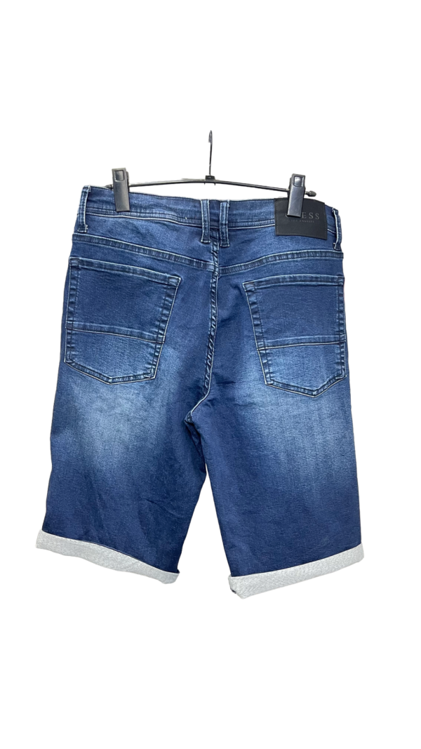 Guess (34)