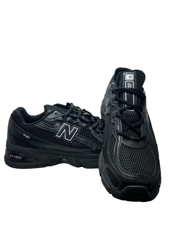 New balance 740 (43)